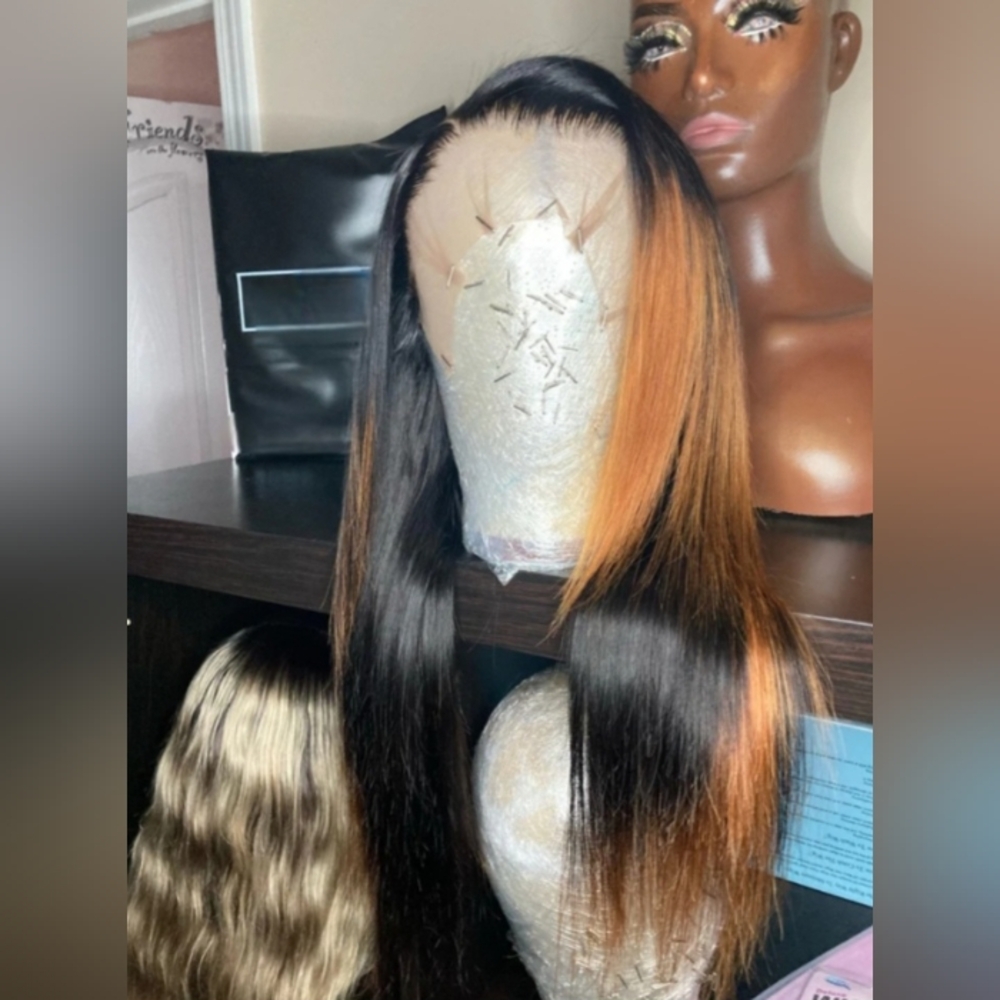 Pre❤Gently Worn (Once) Human Hair HD 13X4 LACE FRONTAL Ombre Wig: 16 inches - Picture 15 of 15